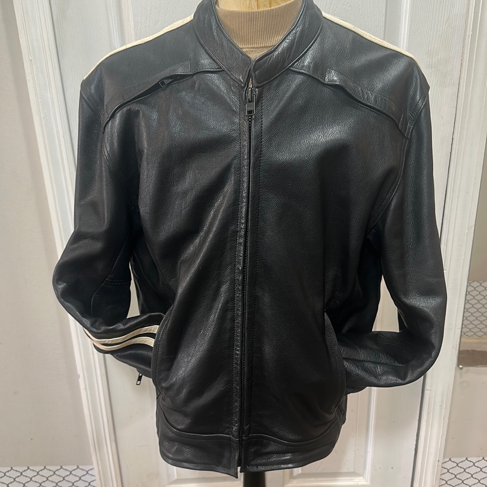 Men’s Black Genuine leather motorcycle jacket